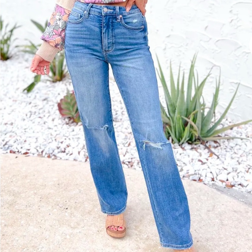 Judy Blue Walk In The Park High Rise Tummy Control Knee Destroy Straight Jeans